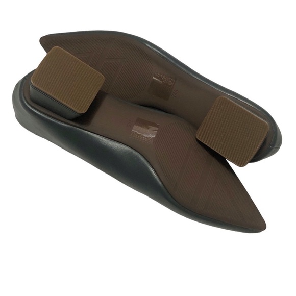 NIB C. Paravano Block Heel Pumps - Picture 9 of 10